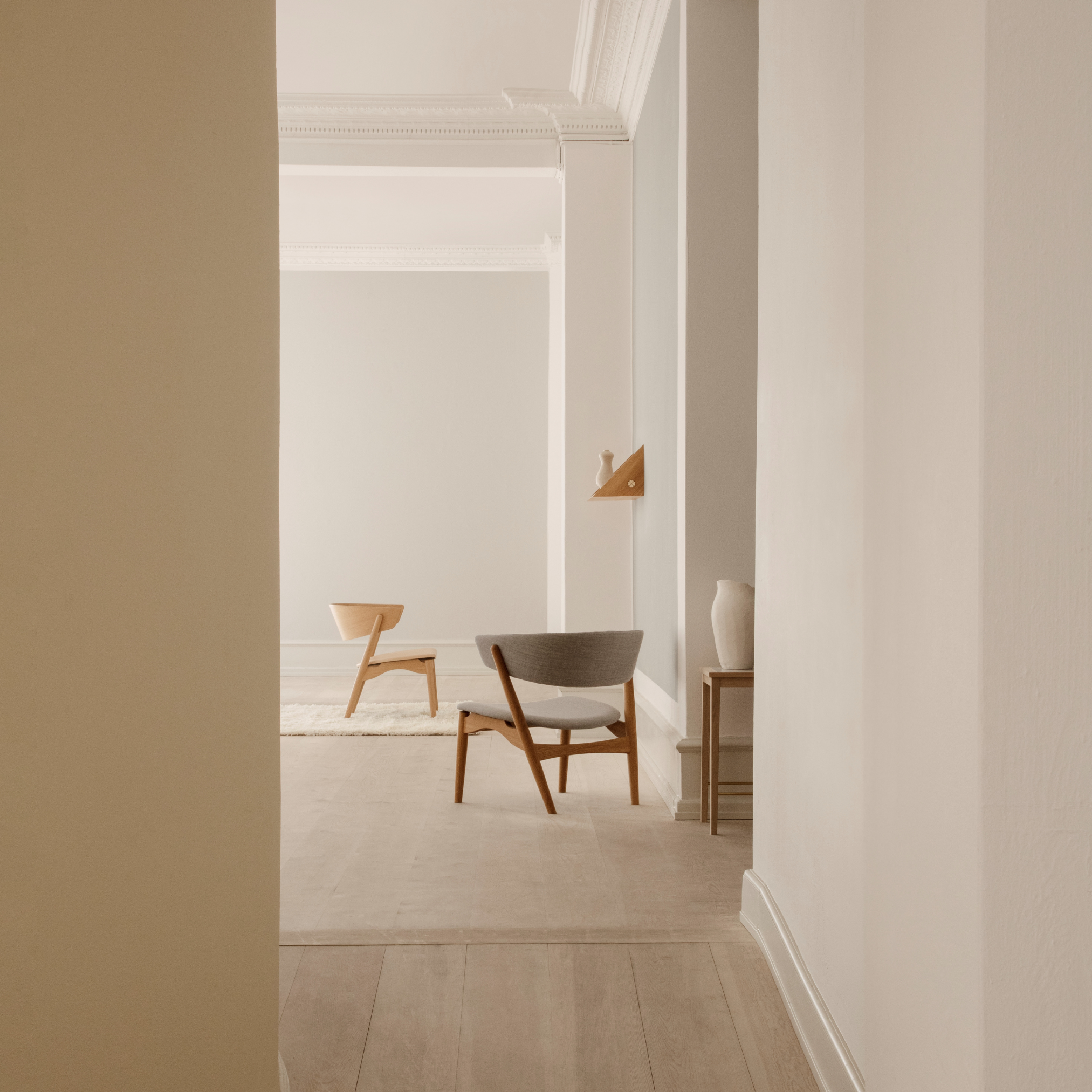 No7 Lounge Chair Full Upholstered